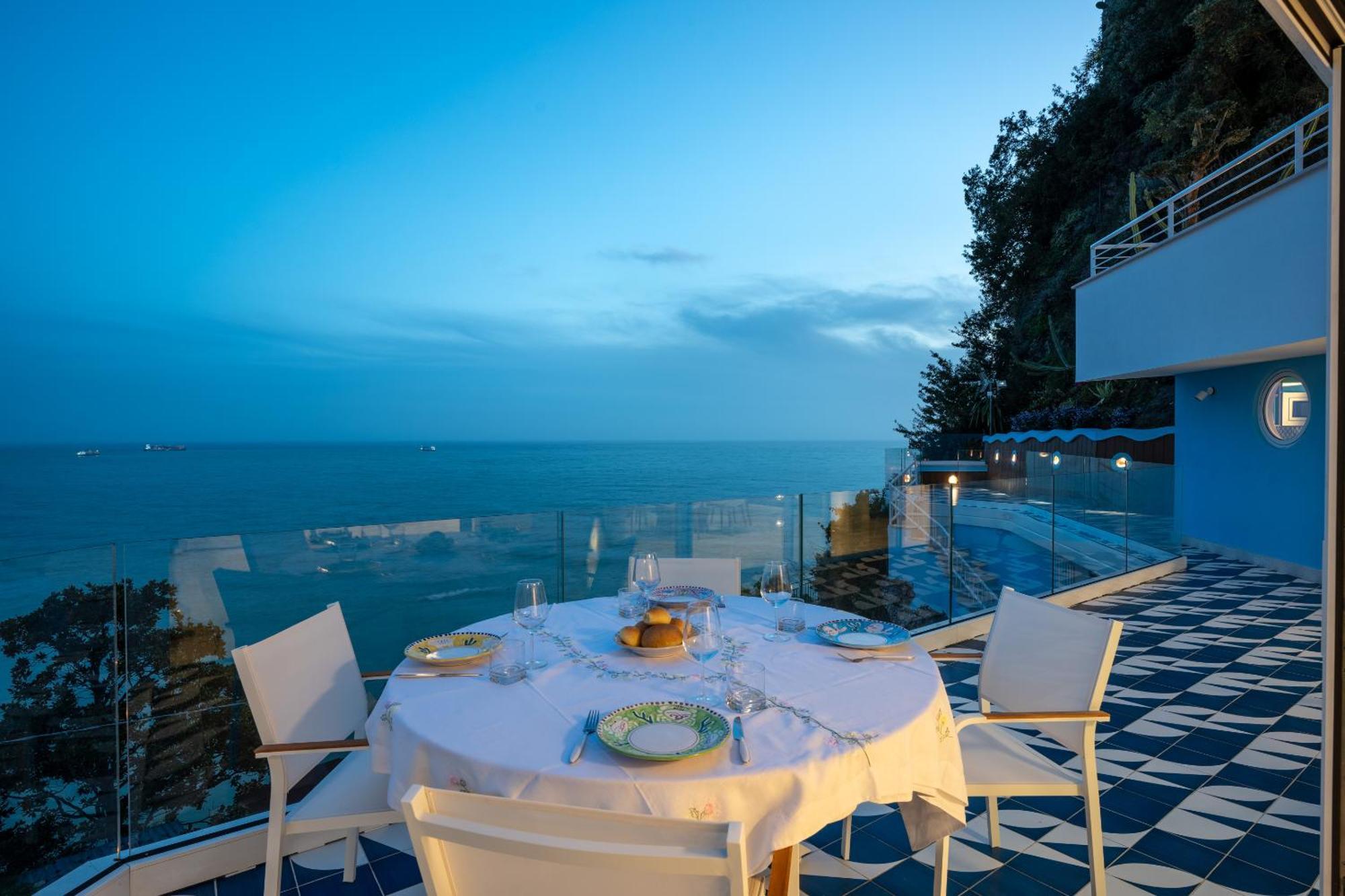 Laguna Blu - Resort Villa Overlooking The Sea On The Amalfi Coast Vietri Kültér fotó